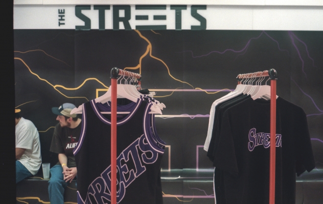 45 The Mag Con, OD Máj, The Streets